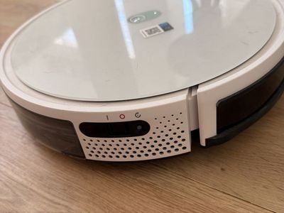 YEEDI robot vacuum