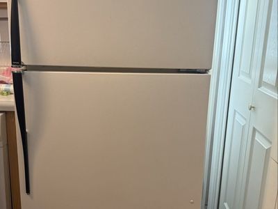Hot point refrigerator