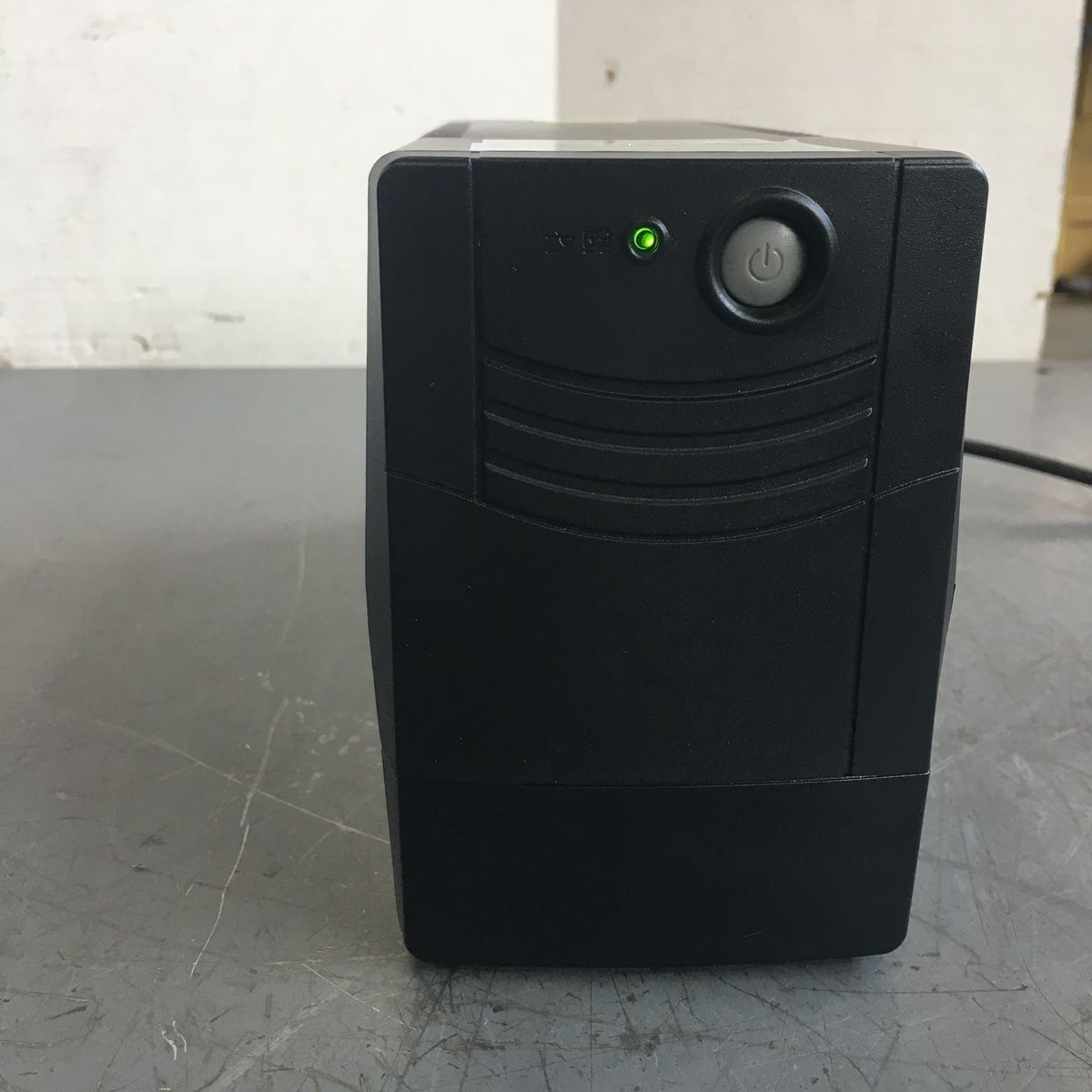 Xtreme Power N70-800 Battery Backup Uninterruptible Power Supply