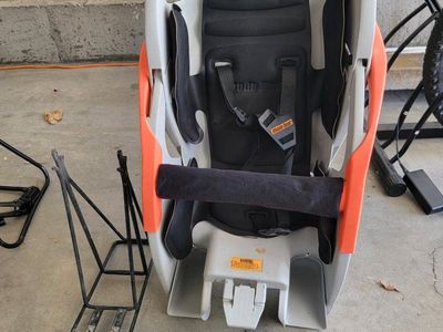 Rhode Gear Limosuine Child Bicycle Carrier with Rack - Gray/Orange, Used
