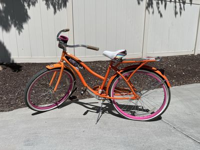 26" Huffy Panama Jack Women's Cruiser Bike – Vibrant Orange & Pink