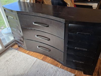 Pulaski Tangerine Furniture Sable Dresser