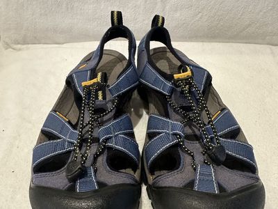Keen Women’s 9 Blue Waterproof, Hiking Sandals
