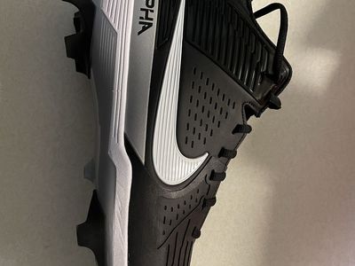 Nike Alpha Menace Strong Football Cleats Black Silver Men's Size 13