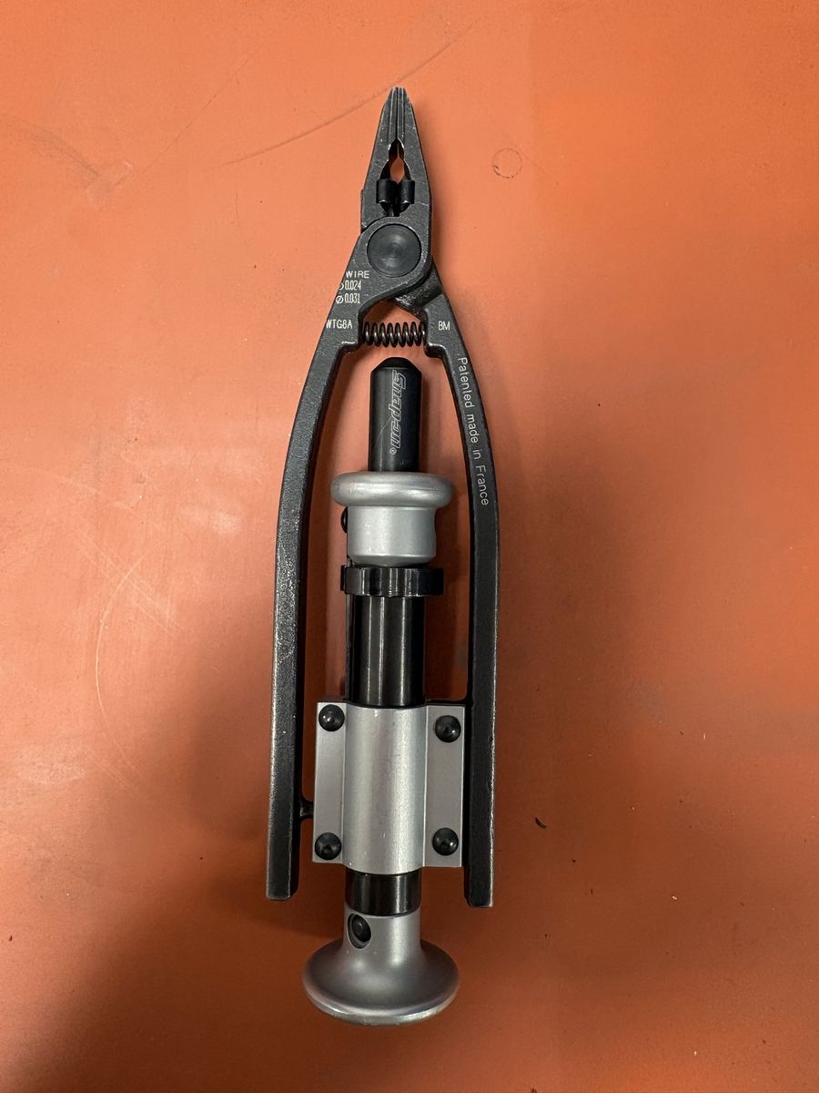 Snap on wire cutter pliers