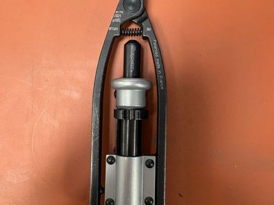 Snap on wire cutter pliers