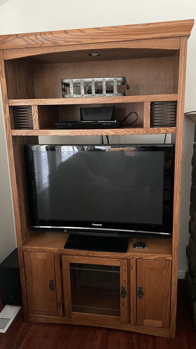 Oak Media Console Entertainment Center with Built-in Lighting