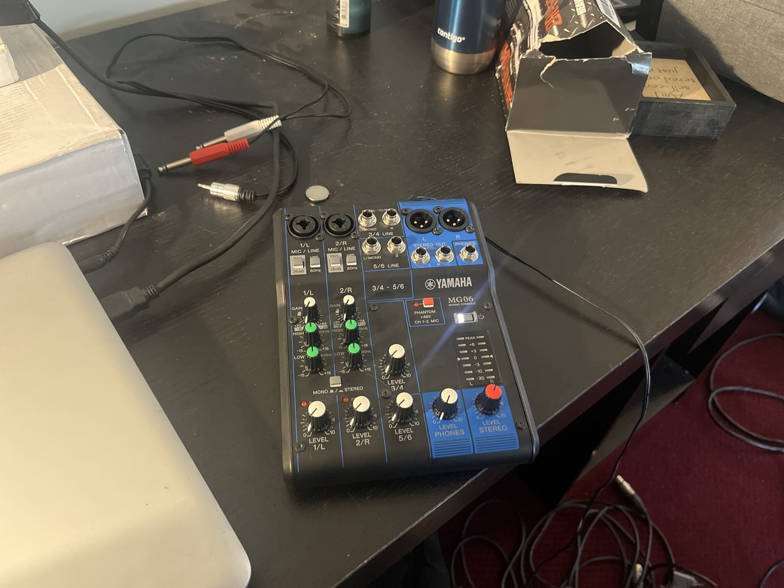 Yamaha MG06 audio mixer