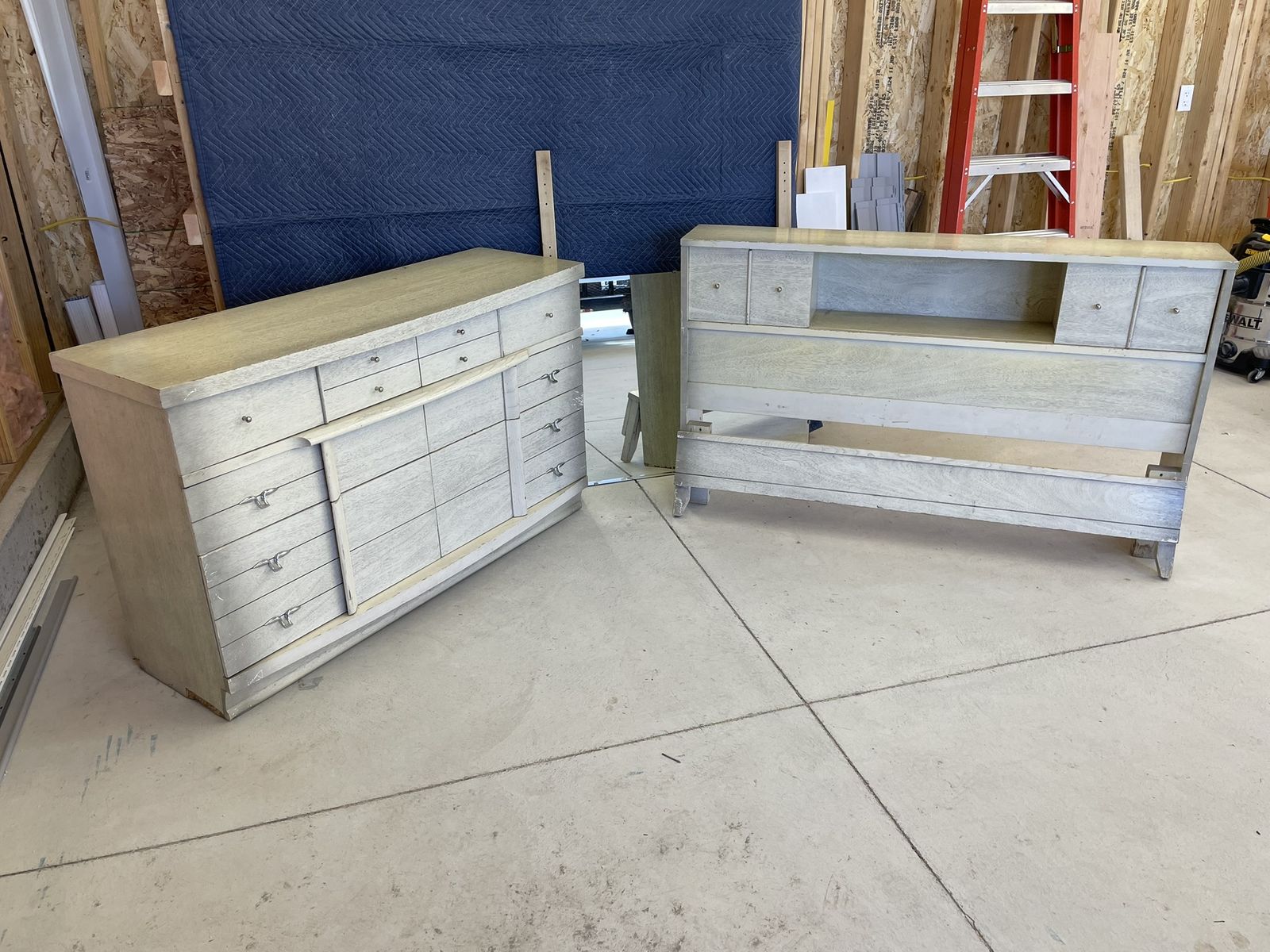 Full Bed Headboard and Footboard with Matching Dresser
