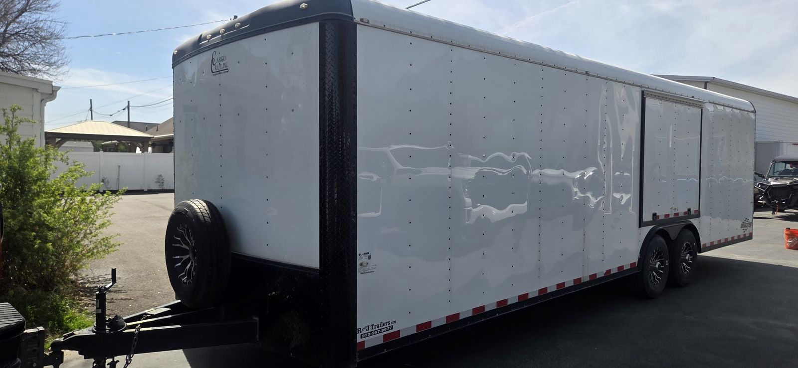 28' Enclosed Trailer