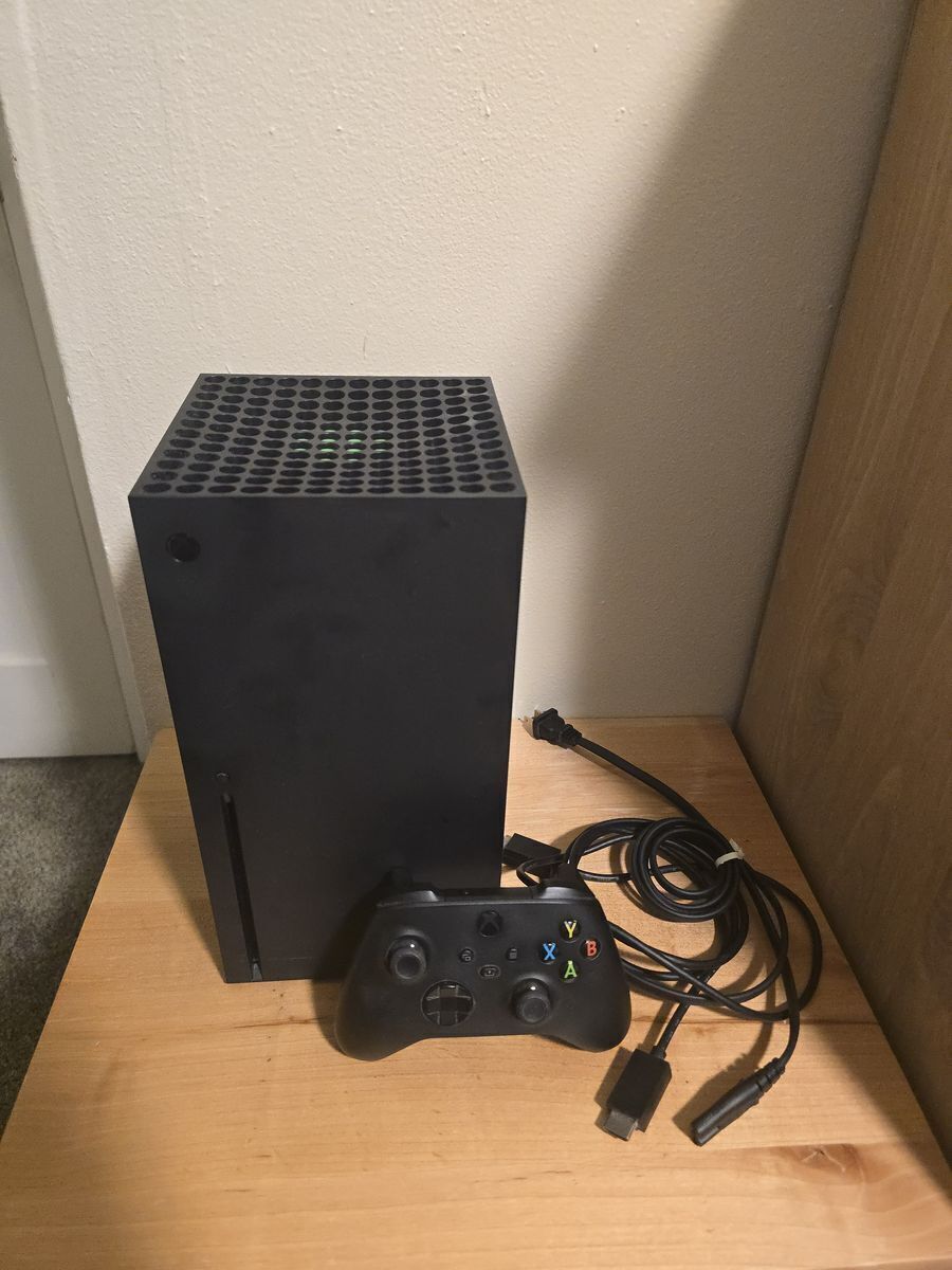 Xbox Series X and 10 Games Bundle