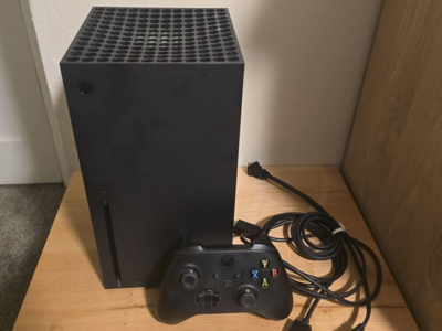 Xbox Series X and 10 Games Bundle