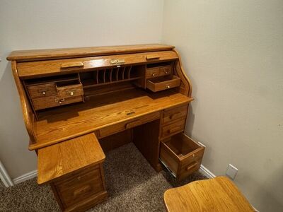 Solid Oak Wood Roll Top Executive Desk With Chair