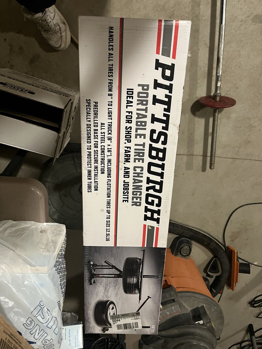 Pittsburg Tire Changer