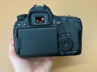 Canon 6D ii