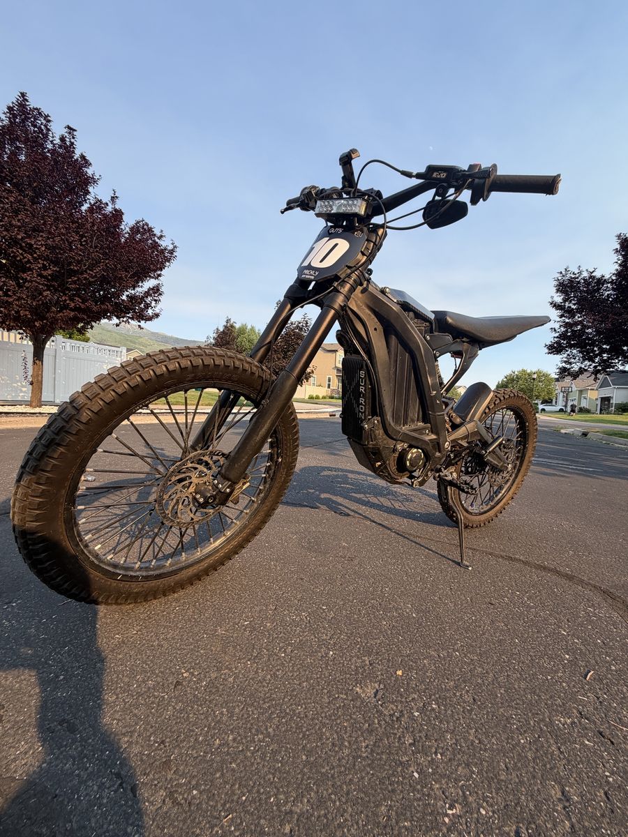 2022 Sur-Ron Light Bee X Electric Dirt Bike - Fresh Controller & Premium Upgrades, 49 MPH Top Speed