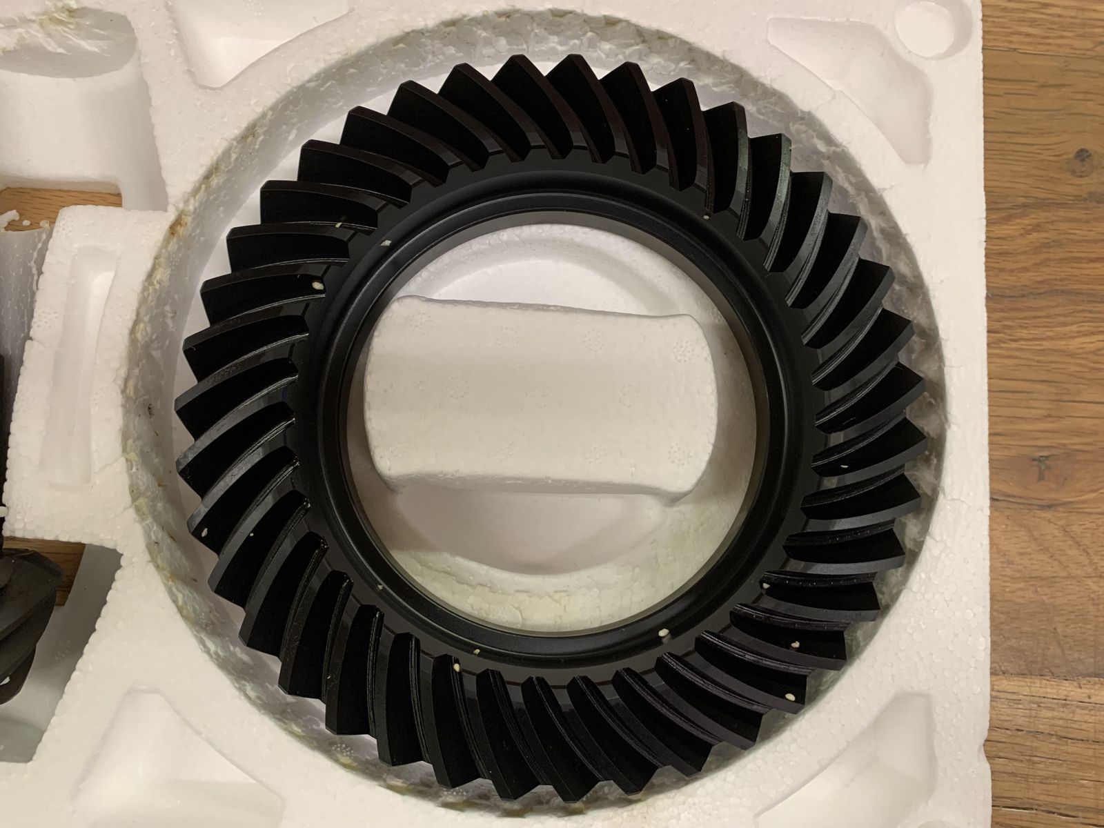 Main image 4