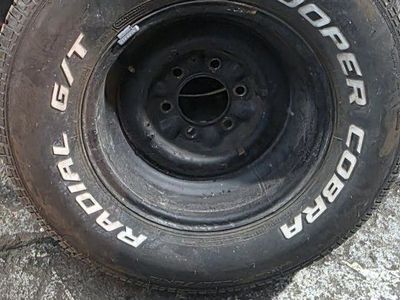 255 75 15 Cooper cobras 6 lug chevy