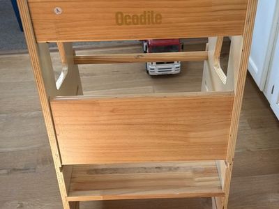 Toddler Kitchen Stool Tower