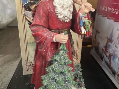Santa Claus, Victorian style in vintage style box