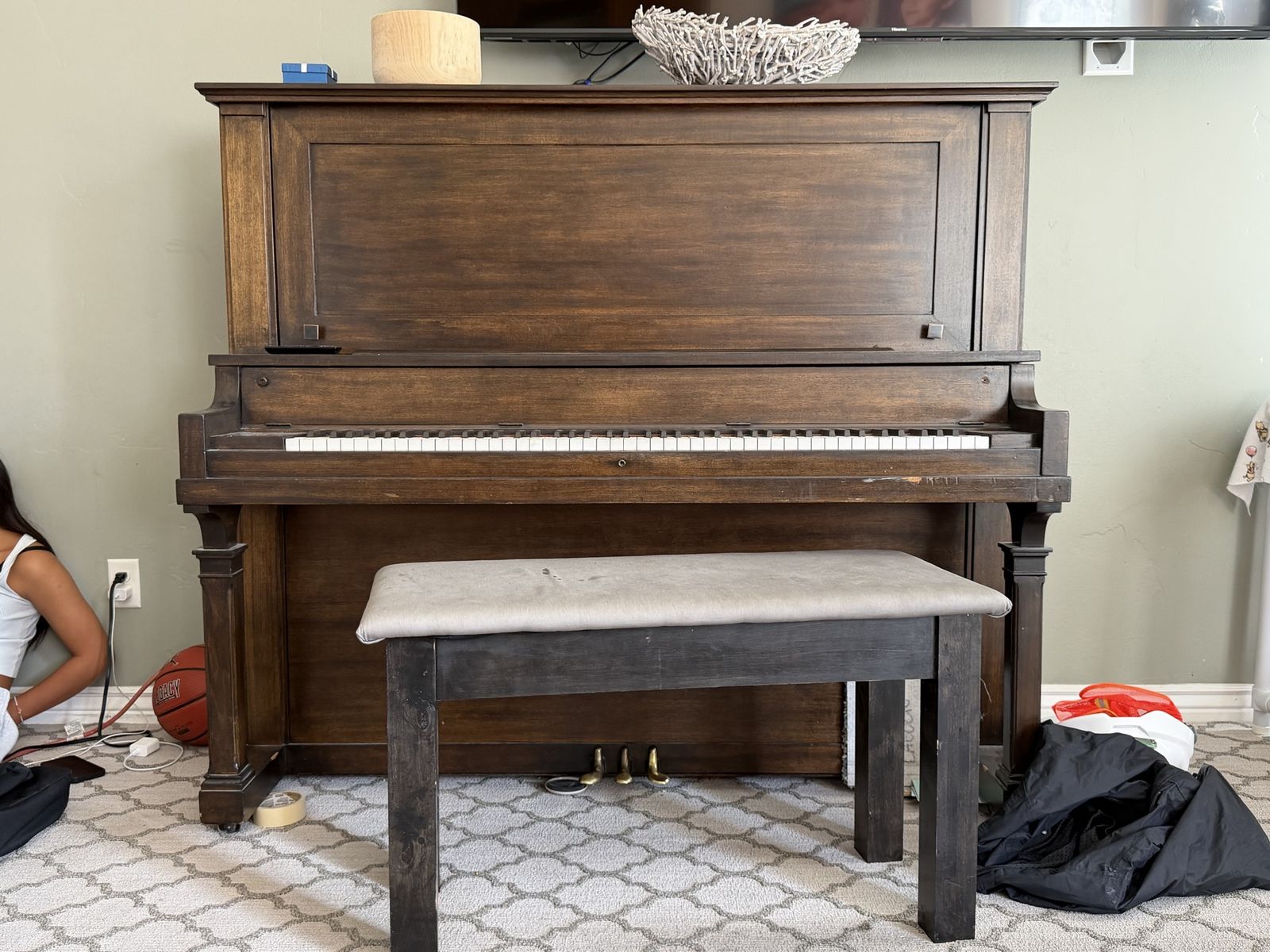 Upright Piano: Will pay $50 for you to come pick this up!