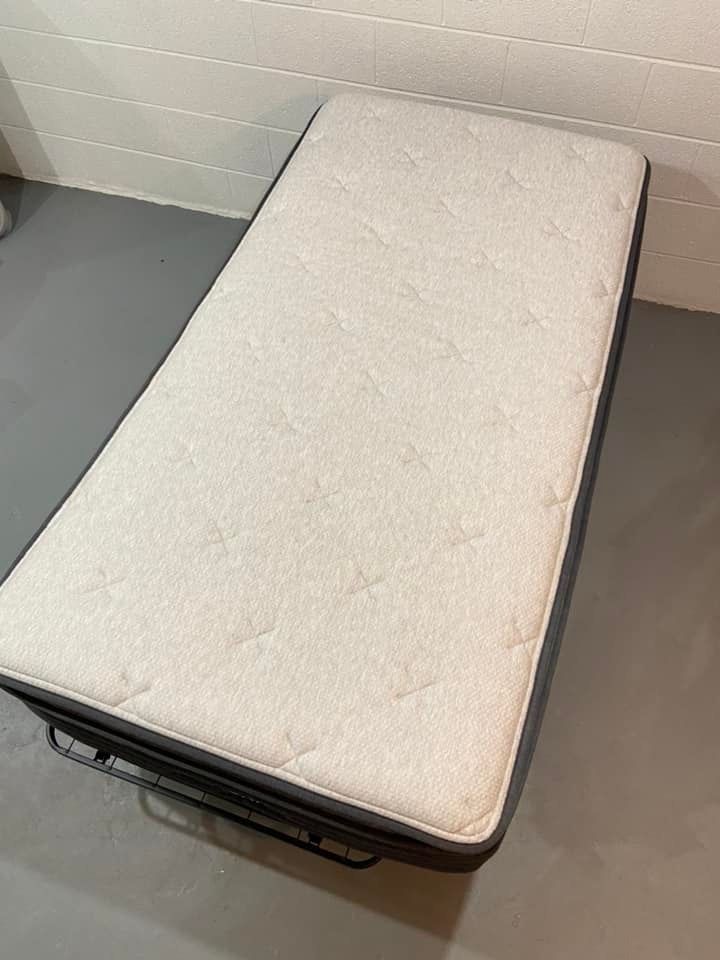 Helix Dawn Luxe Twin XL Mattress - Firm Hybrid Mattress for Back/Stomach Sleepers