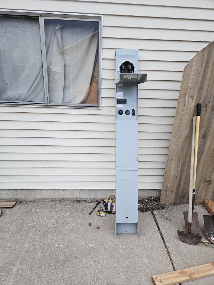 Seametrics Temporary Power Pedestal Box with Breakers, 50A, 30A, 20A, and Receptacles