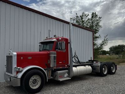 2000 Peterbilt 379