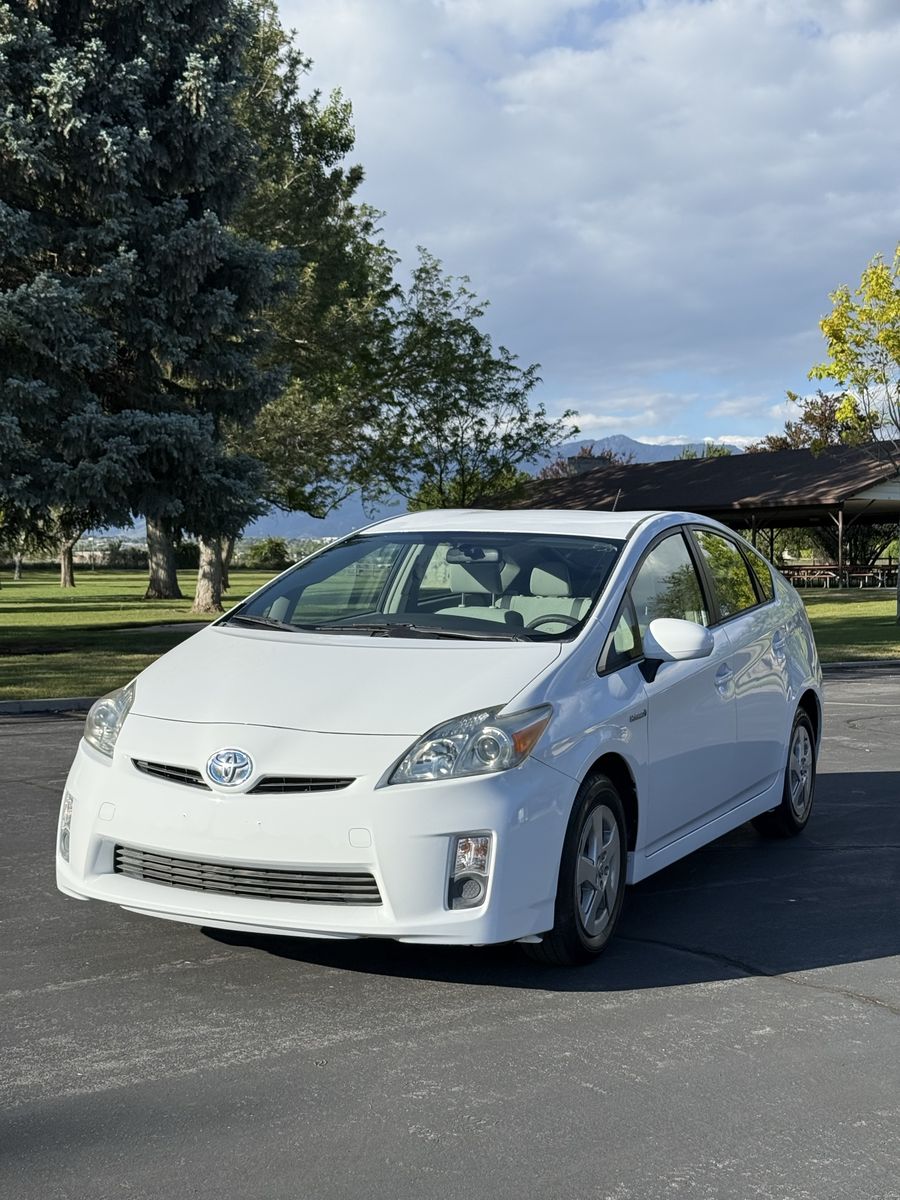 2010 Toyota Prius II