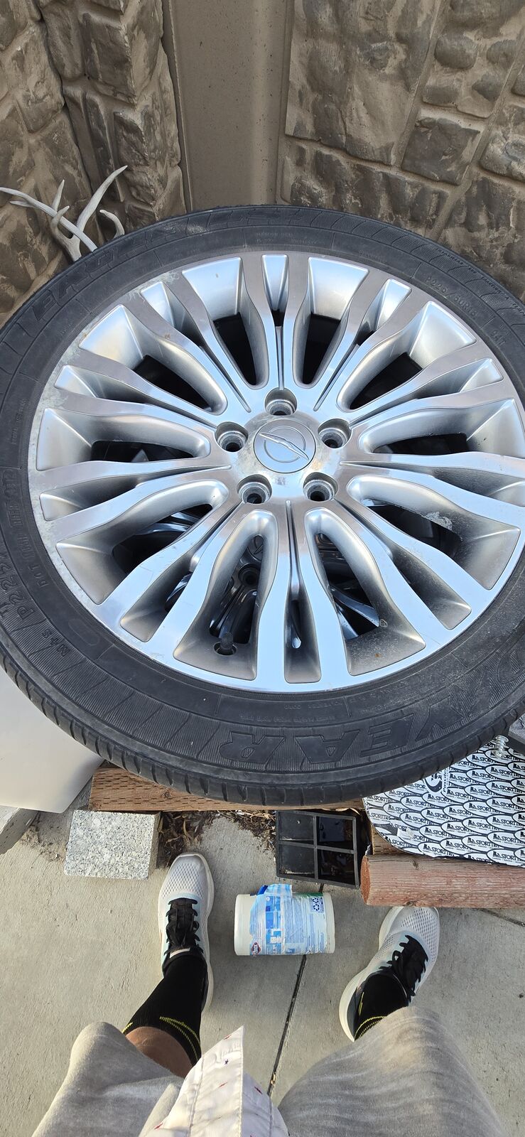 2013 Chrysler 200 Factory wheels and rims.