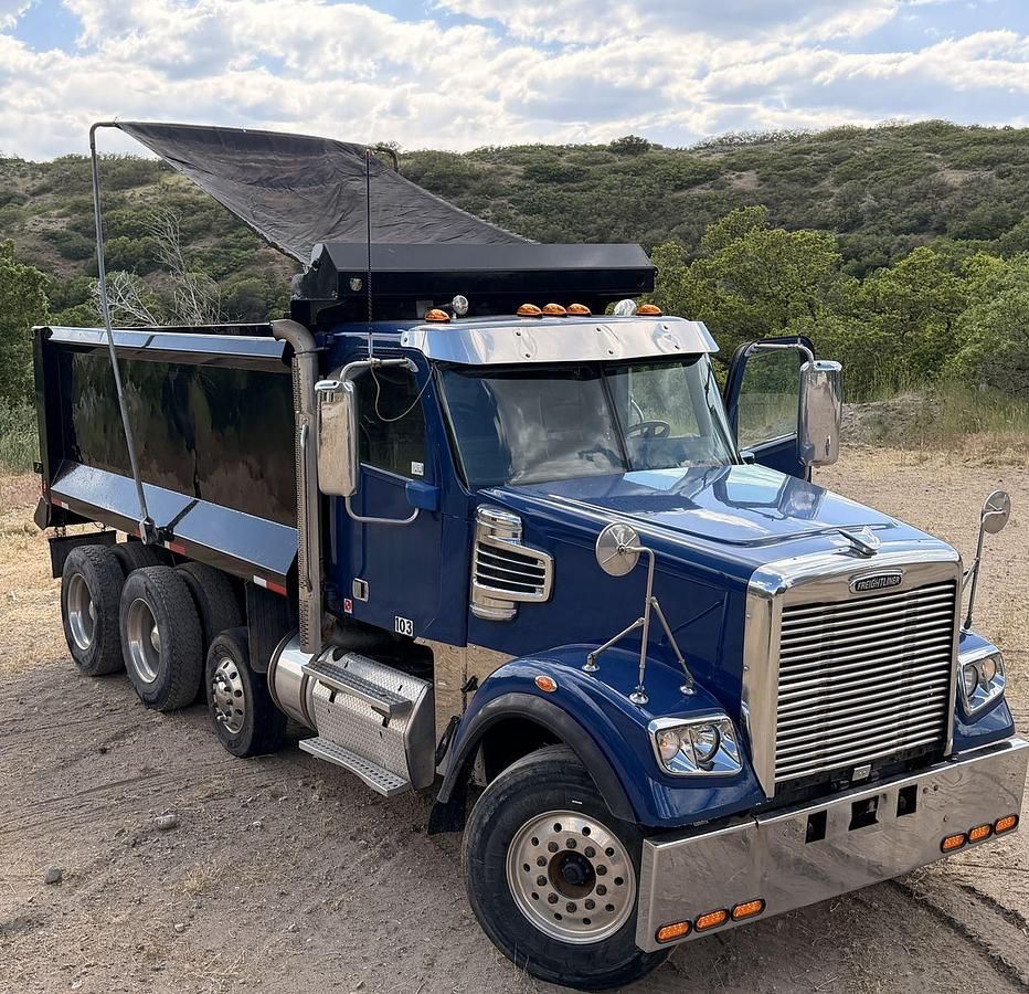2012 Freighliner Dump Truck Coronado SD122 TriAxle