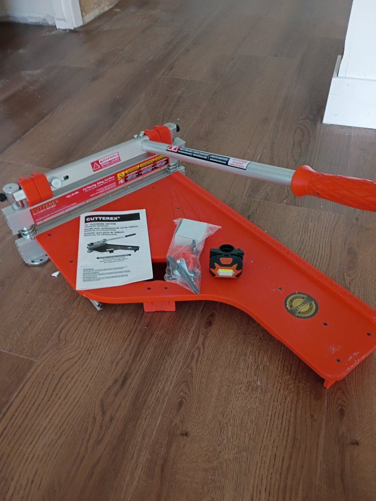 LVP Flooring Cutter