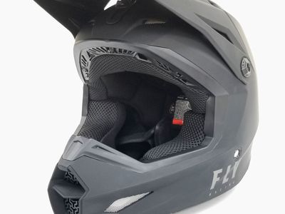 Fly Racing Kinetic Lite Helmet Solid Matte Black, X-Small (73-3473XS-L-R1-S4)