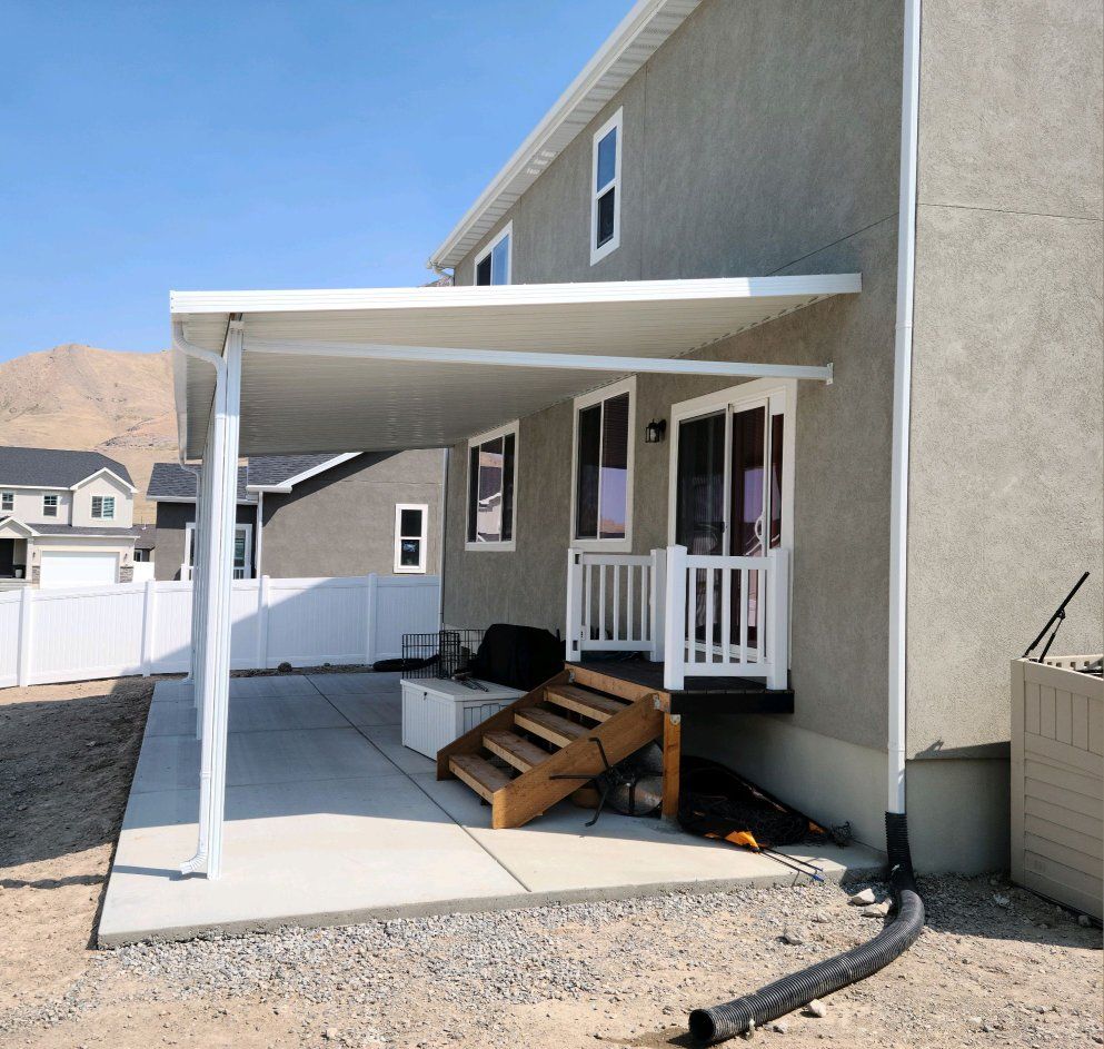 Main image 6