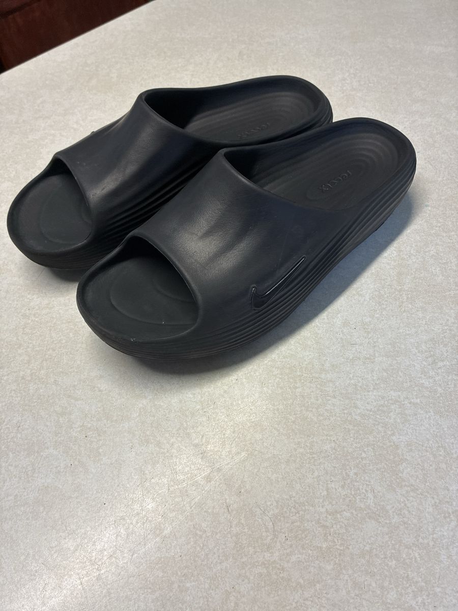 Nike Reactx Rejuvin8 size 13 men's black slides