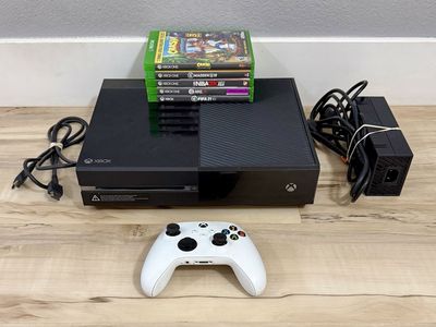 Xbox One 1540 Bundle