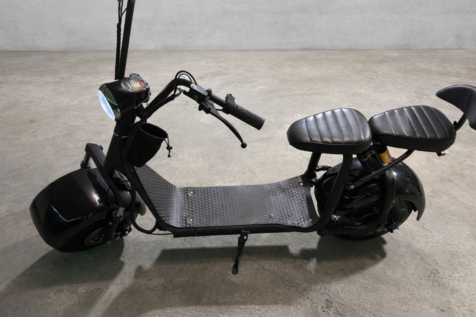 MotoTec Knockout Fat Tire Electric Scooter
