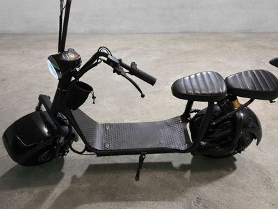 MotoTec Knockout Fat Tire Electric Scooter