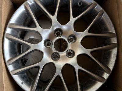 18" G SPIDER ALLOY WHEEL
