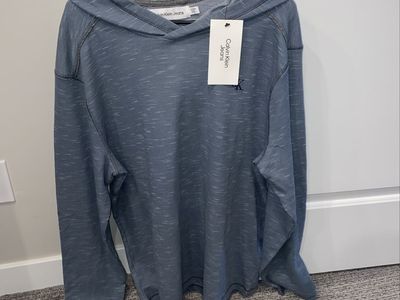 Men’s Calvin Klein Pullover Lightweight Hoodie - XL - NEW
