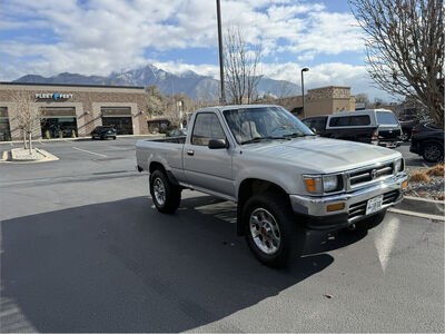 1992 TOYOTA PICKUP Base
