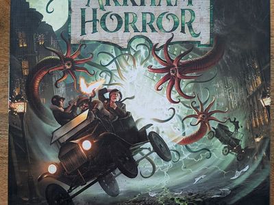 Arkham Horror: The Third Edition + Custom Insert