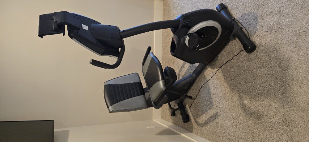 Pro-form 325-CSX excersisze bike