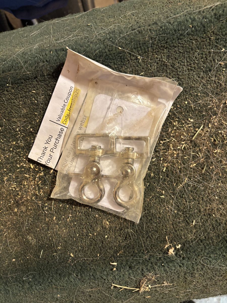 Brand New Pair of Rein Clips!
