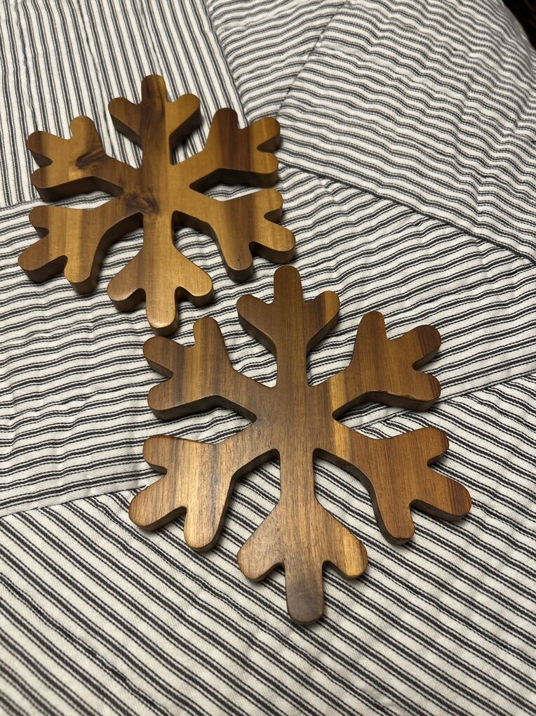 Wooden Snowflake Trivets