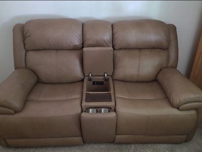 LOVESEAT