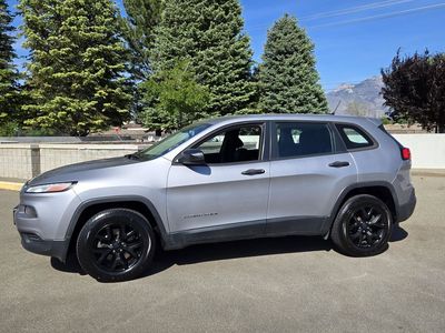 2017 Jeep Cherokee Sport