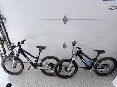 2x Woom OFF 4 Kids Mountain Bike – 20” Excellent