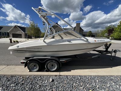 Well-Cared-For 2002 Monterey – Reliable, Clean, and Lake Ready