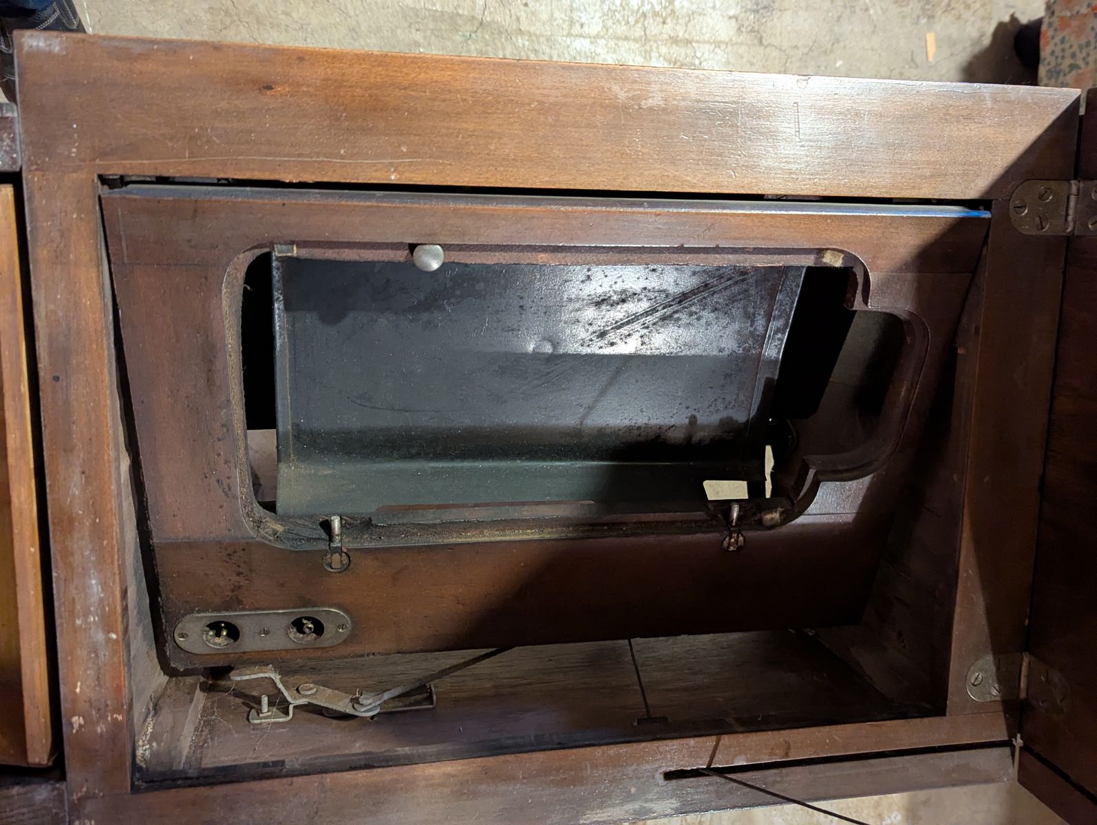 Main image 9
